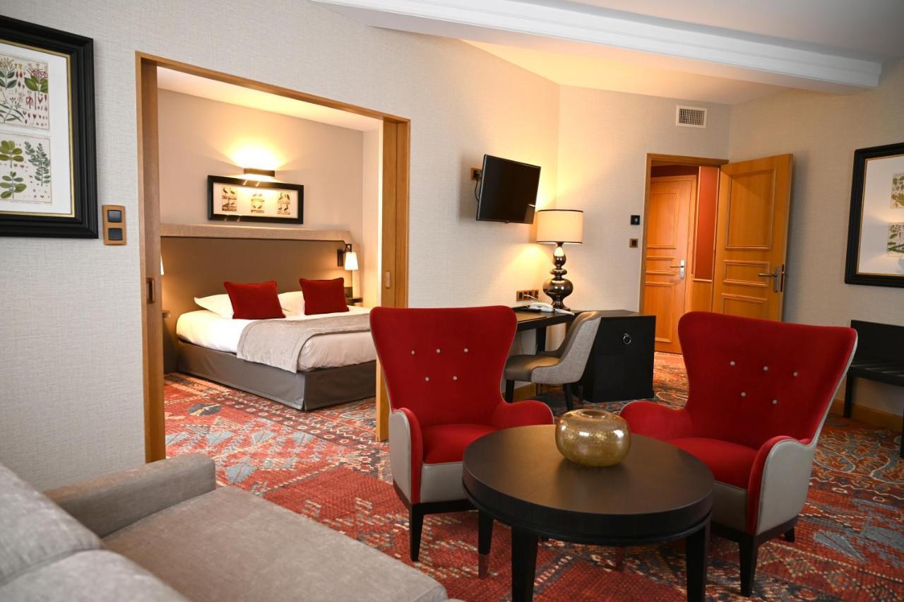 Hotel Le Rempart Tournus Exteriör bild
